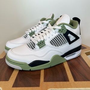 Air Jordan 4